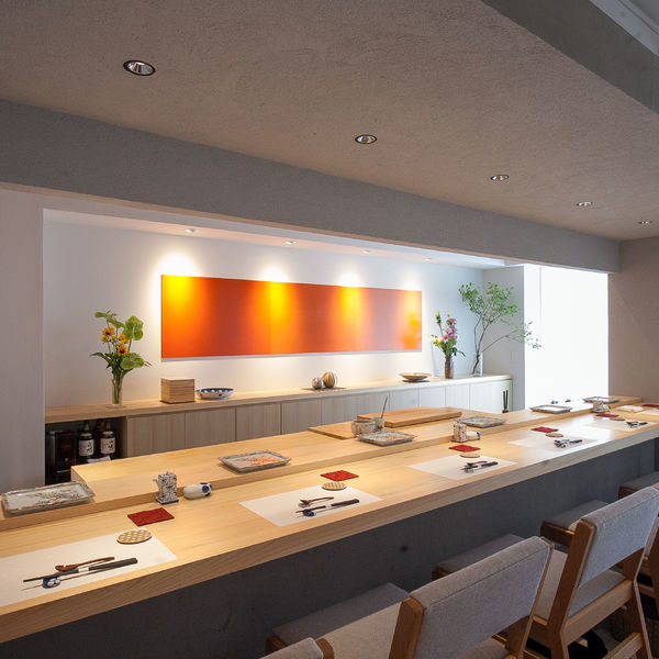 福岡のお洒落な鮨店でアルバイトとして働くなら！